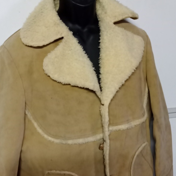 Vintage suede coat would be a great school coat - Picture 5 of 5